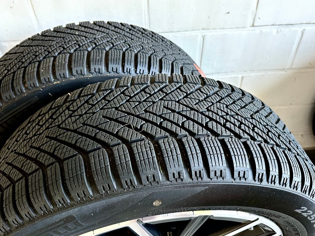 Originele BMW X1 winterwielenset / in nieuwe staat!, Ophalen, 18 inch, Gebruikt, Banden en Velgen