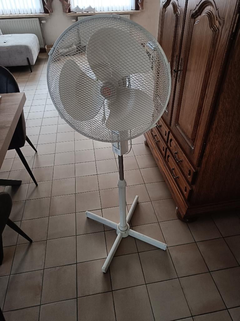 Ventilator met 3 snelheden, Electroménager, Ventilateurs, Enlèvement, Comme neuf, Ventilateur de trépied