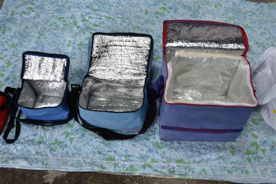 frigo box draagbare tassen, Caravanes & Camping, Glacières, Enlèvement, Comme neuf, Sac isotherme, Élément de refroidissement