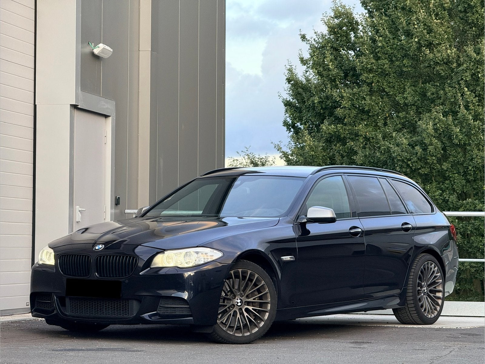 Bmw M550 M-pakket // X-Drive // Euro6, Auto's, Automaat, Euro 6, Leder, Onderhoudsboekje