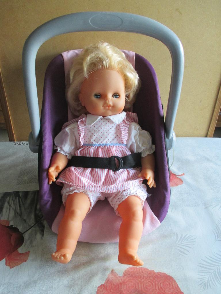 pop en maxi cosi, Ophalen of Verzenden, Zo goed als nieuw, Babypop