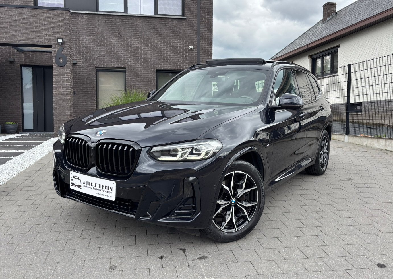 BMW X3 xDrive20 M-pakket - 360 Camera | Pano | Garantie, Automaat, Dealer onderhouden, Blauw, Leder