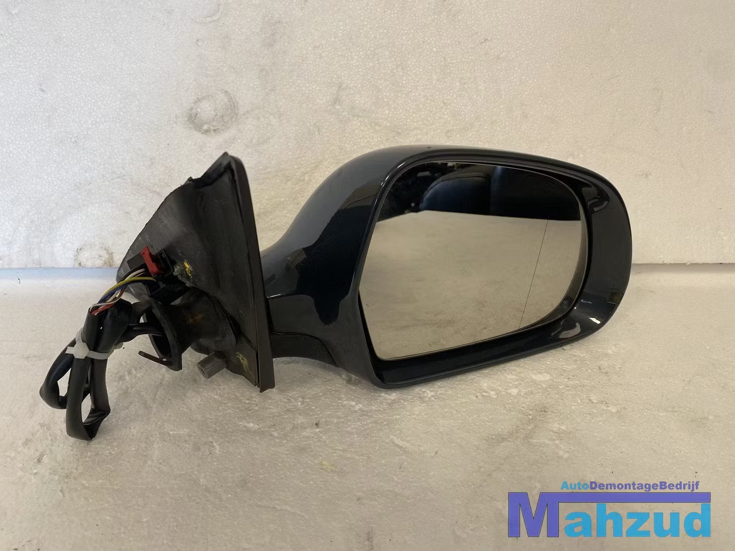 AUDI A4 B8 Donker grijs groen Rechts spiegel buitenspiegel 2, Auto-onderdelen, Gebruikt, AUDI AG, Auto-Union-Strasse 1
85045  Ingolstadt, DE