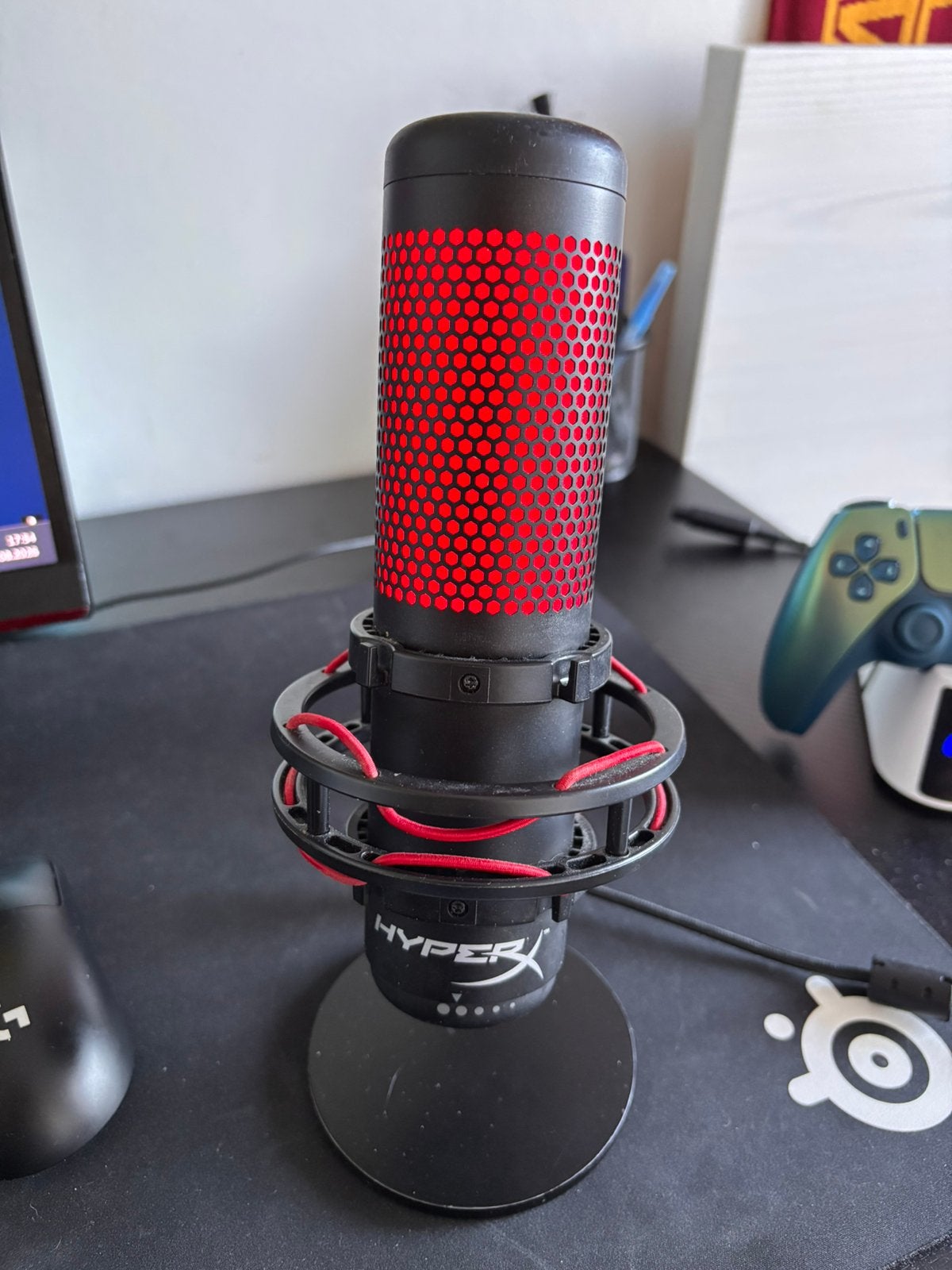 HyperX Quadcast, Muziek en Instrumenten, Microfoons, Ophalen of Verzenden, Zo goed als nieuw
