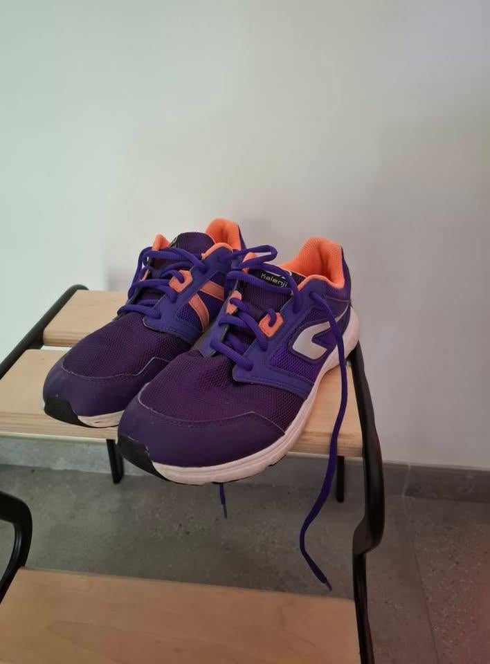 Baskette "Kalenji" sport- pointures :39, Vêtements | Femmes, Chaussures, Autres couleurs, Kalenji, Chaussures de sports, Comme neuf