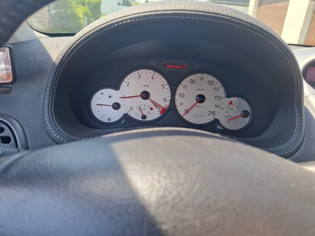 Voiture, Auto's, Voorwielaandrijving, Stof, Zwart, 4 cilinders
