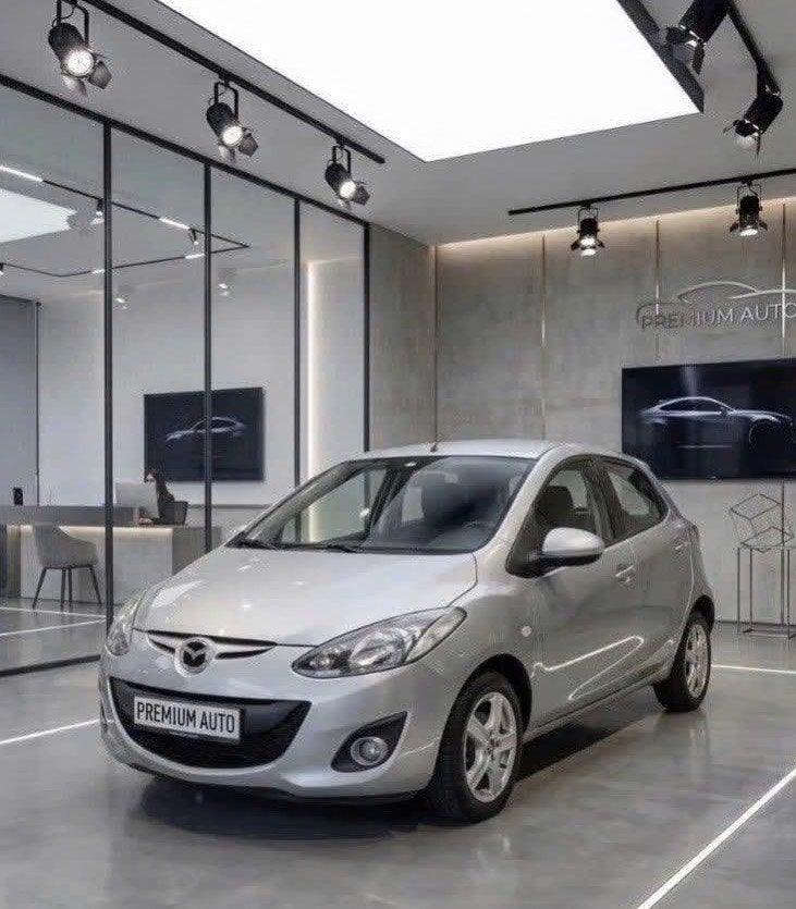 Hele mooie mazda  2 , weinig km, 2014 !, Euro 5, Handgeschakeld, 5 deurs, Particulier