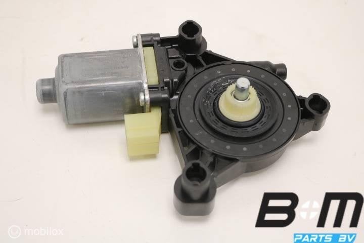 Raammotor linksvoor Audi A3 8V 5Q0959802B, Utilisé