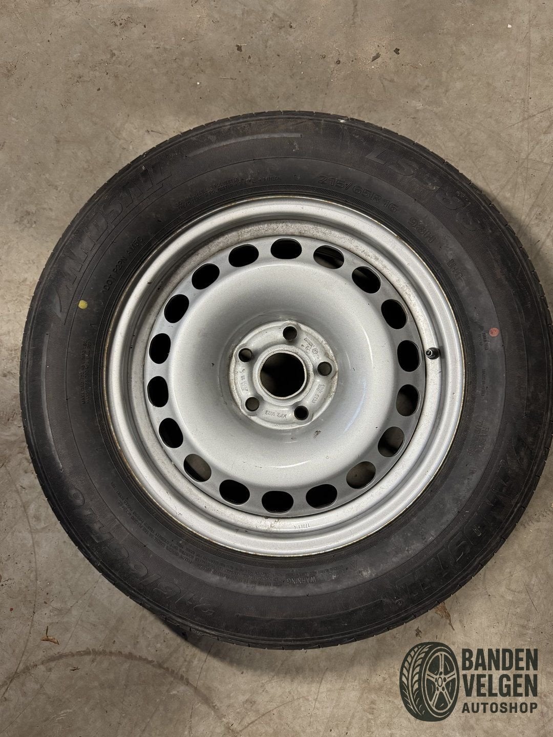 Reservewiel Volkswagen 215-65-16 98H Landsail LS388, -, Banden en Velgen, Ophalen of Verzenden, Zomerbanden