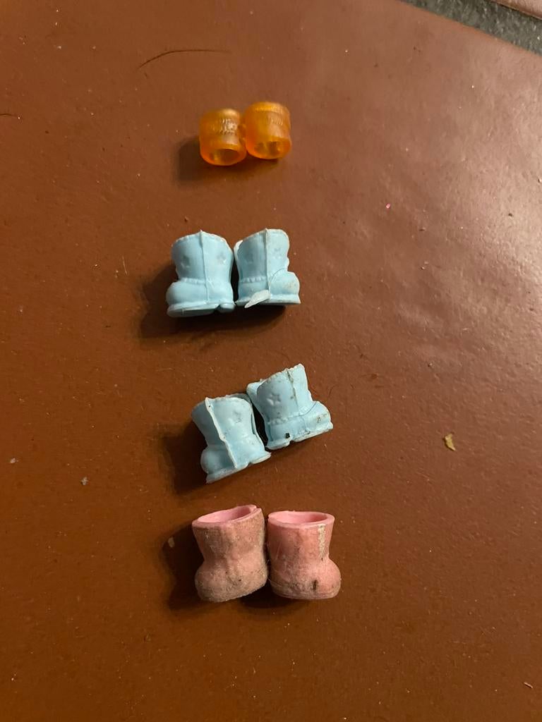 Schoentjes voor lol poppetjes, Verzamelen, Ophalen, Zo goed als nieuw