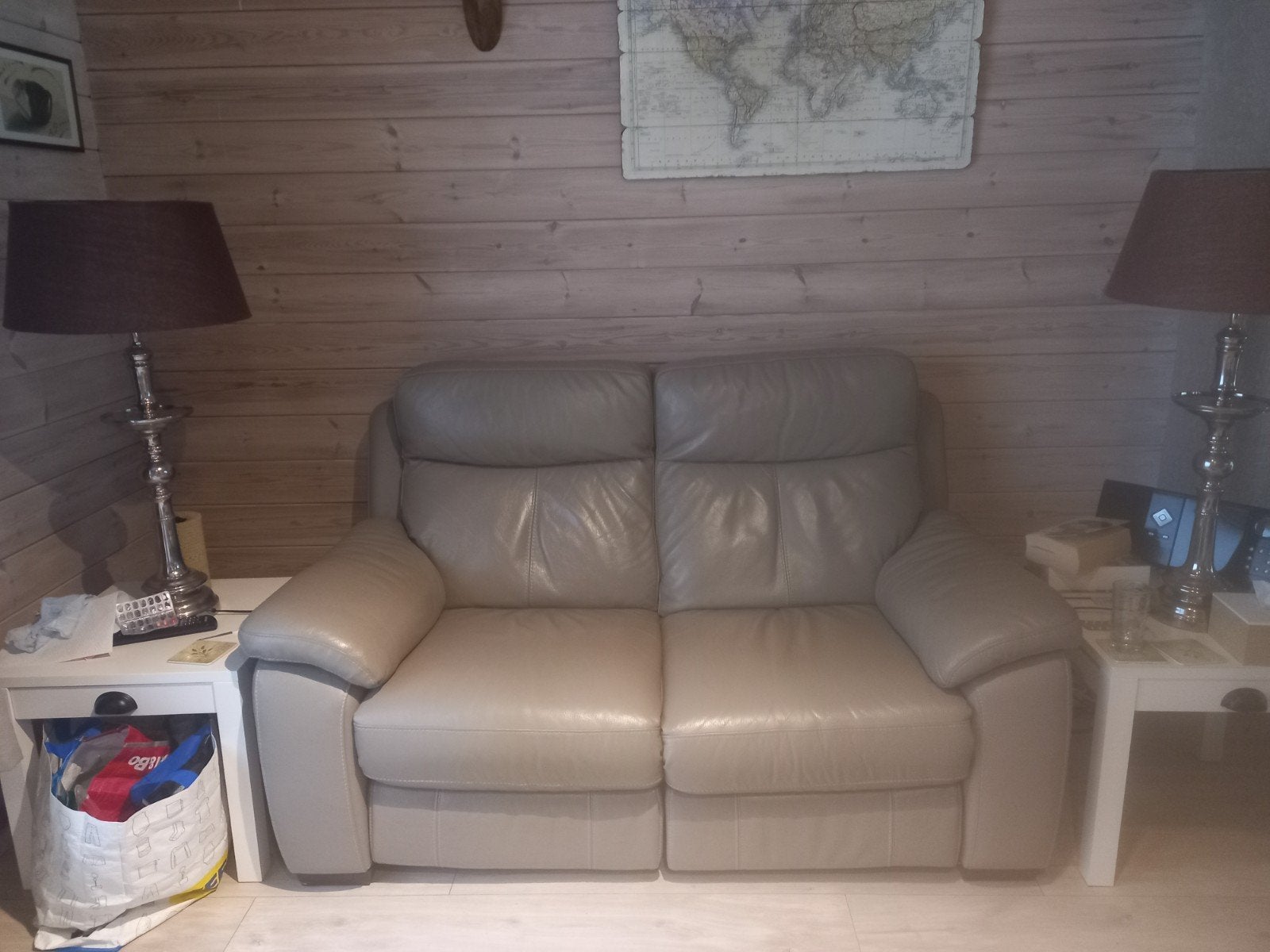 Lederen 2-zit elektrische relax Wall-away, Maison & Meubles, Canapés | Salons, Utilisé, Banc droit, Deux personnes, 150 à 200 cm