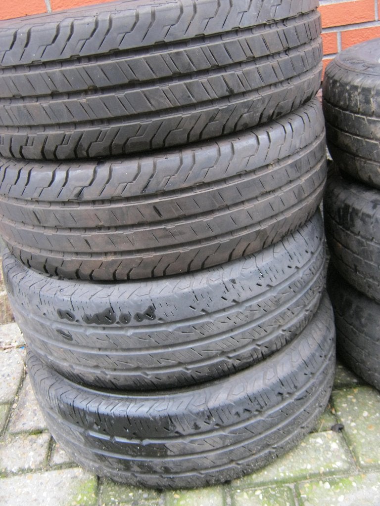4 banden voor camionette 205/65/r15C  banden 5-6mm, Enlèvement, Utilisé