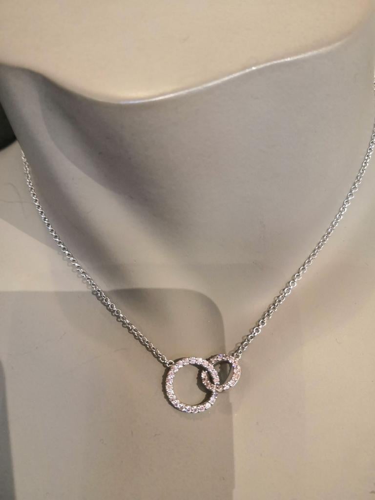 Collier twice as nice, Ophalen