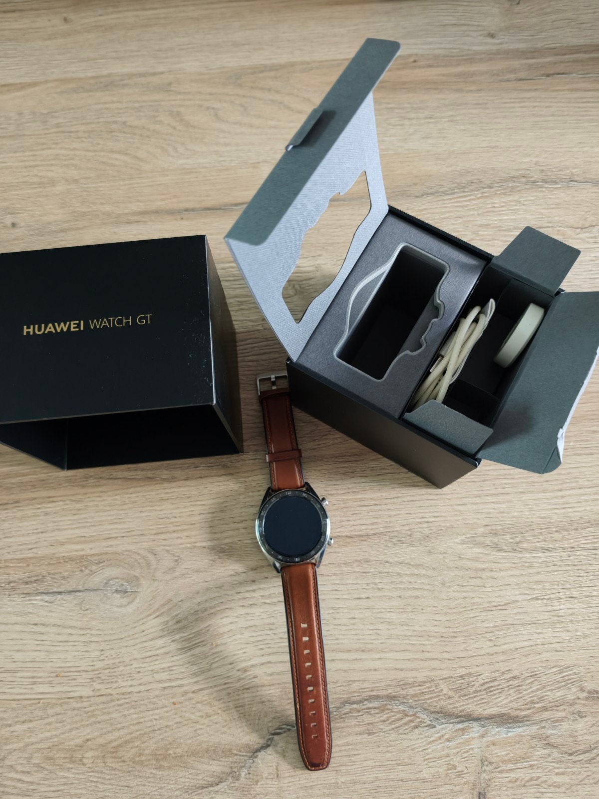 montre connectée Huawei GT, Enlèvement