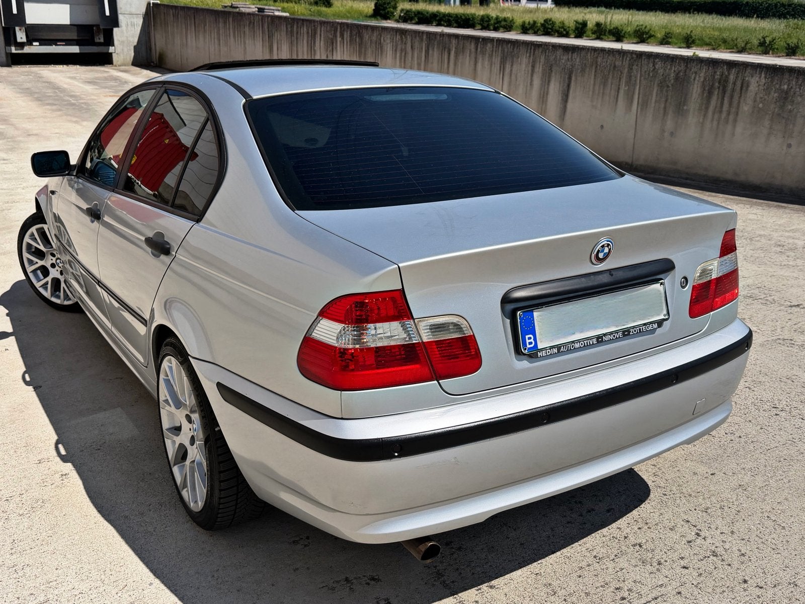 BMW 318i Automaat - 122.000km - 2005 - Blanco Gekeurd, Argent ou Gris, Achat, 4 portes, Entreprise