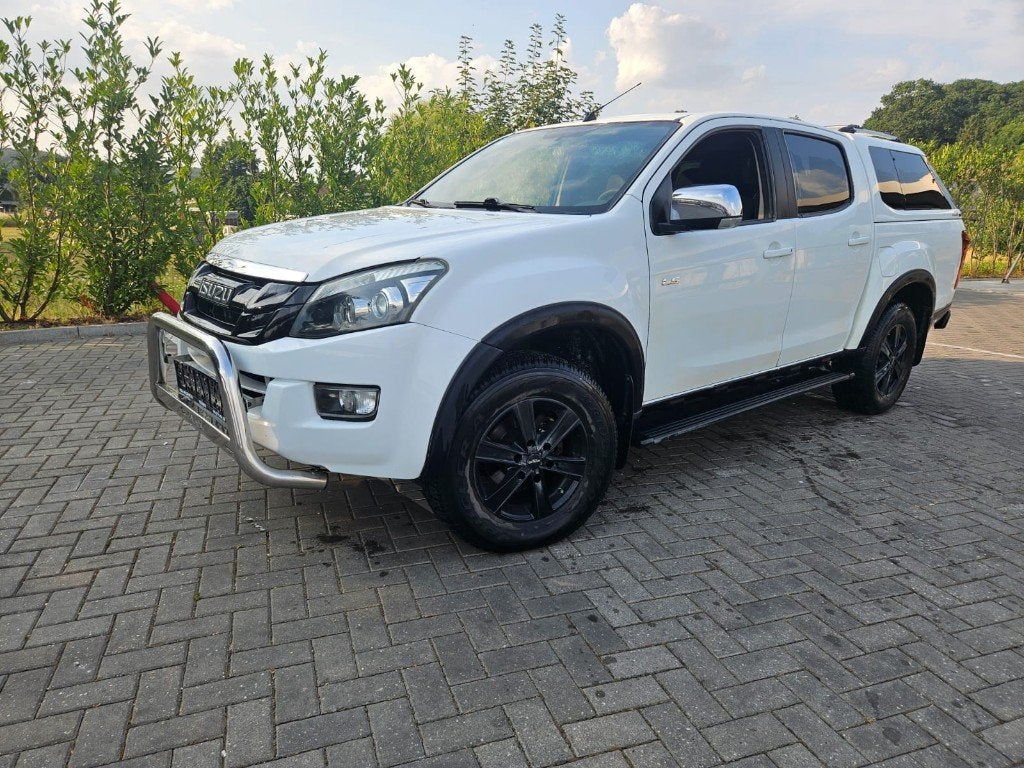 Isuzu D-Max 2.5 TD 4WD ️ AIRCO  GPS  TREKHAAK, Auto's, Stof, Zwart, Elektrische ramen, Wit