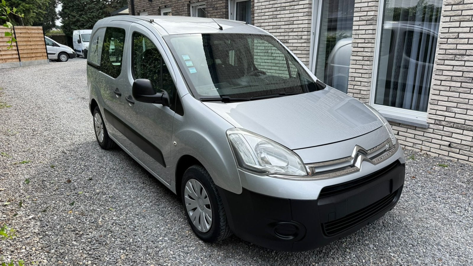 Citroen berlingo 1.6hdi 3pl Airco eruo5 Nieuwstaat Gekeurd, Autos, Euro 5, Achat, Entreprise, Citroën