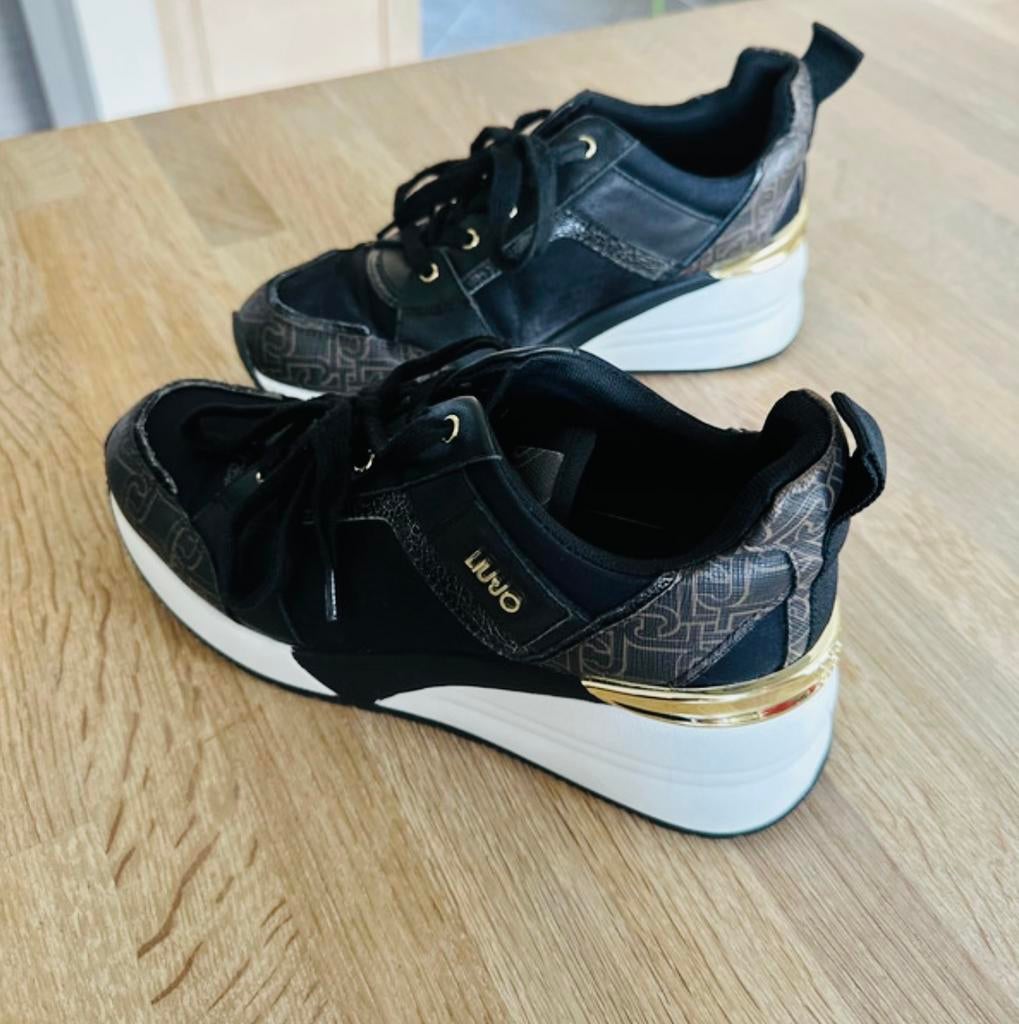 Baskets Liu Jo Alyssa 01 - Noir & Or, Kleding | Dames, Schoenen, Zo goed als nieuw, Sneakers, Wit, Ophalen of Verzenden
