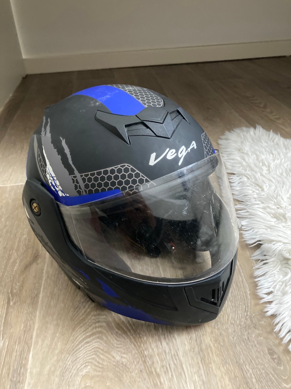 Vega flip up helm, Motoren, M, Systeemhelm, Kinderen, Tweedehands