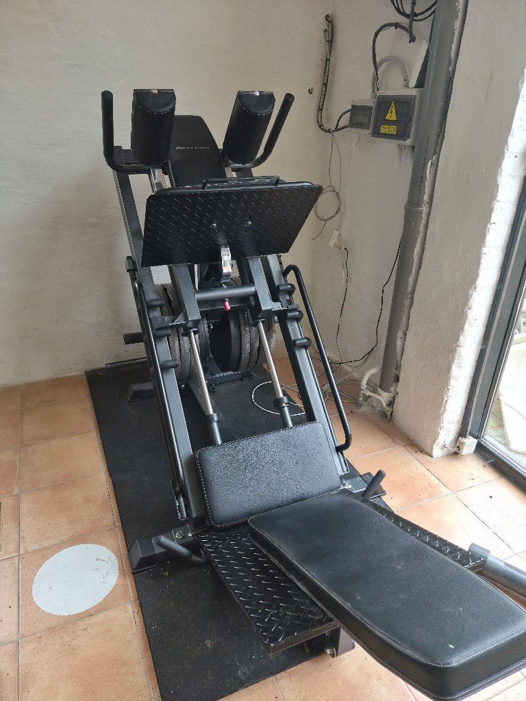 BodyCraft F660 Leg Press / Hack Squat, Sports & Fitness, Équipement de fitness, Enlèvement, Comme neuf, Plaques d'haltères