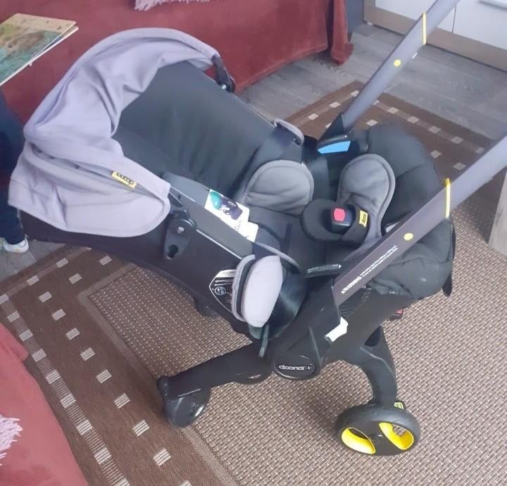 Poussette doona, Enlèvement, Comme neuf, Poussette, Autres marques