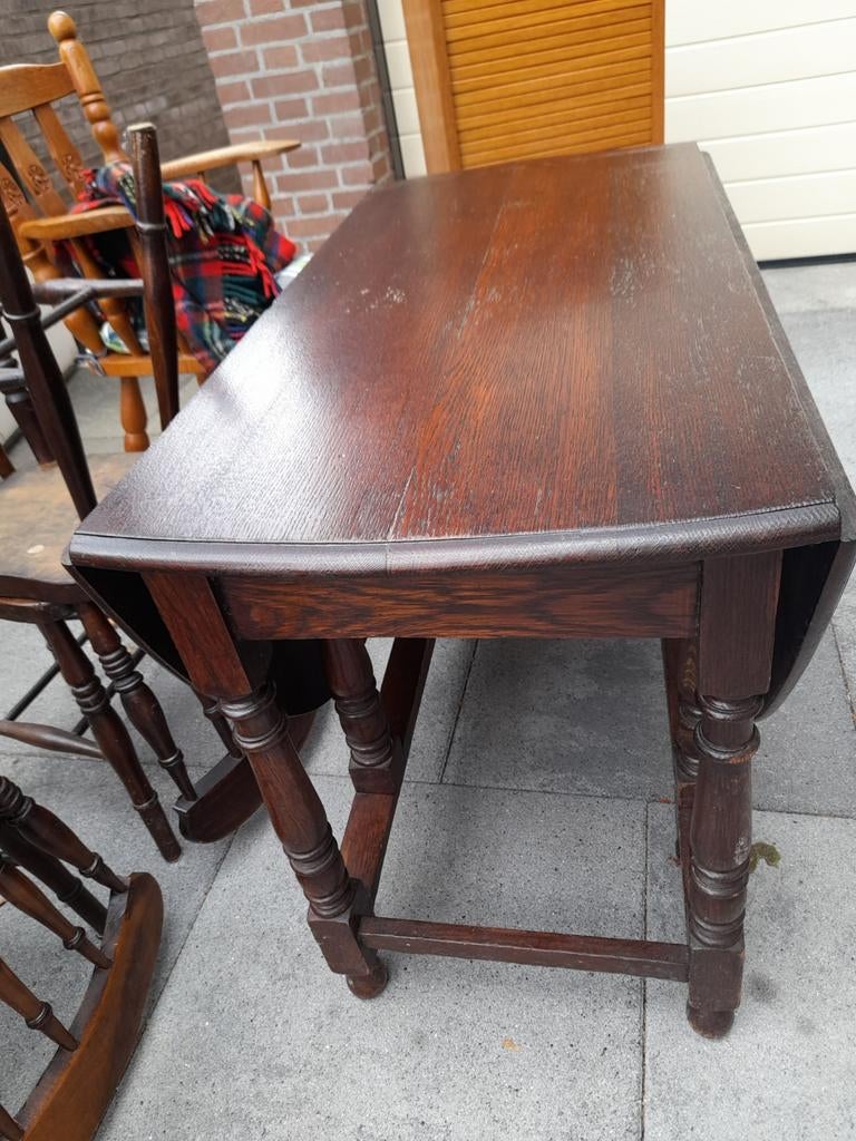 Oude Engelse klaptafel, Ophalen