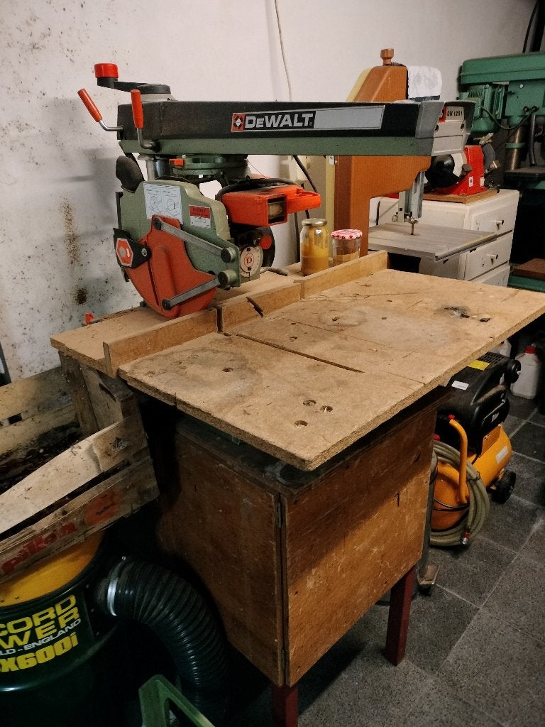 afkortzaag Dewalt, Doe-het-zelf en Bouw, Gereedschap | Zaagmachines, Ophalen, Gebruikt, 600 tot 1200 watt, Dewalt