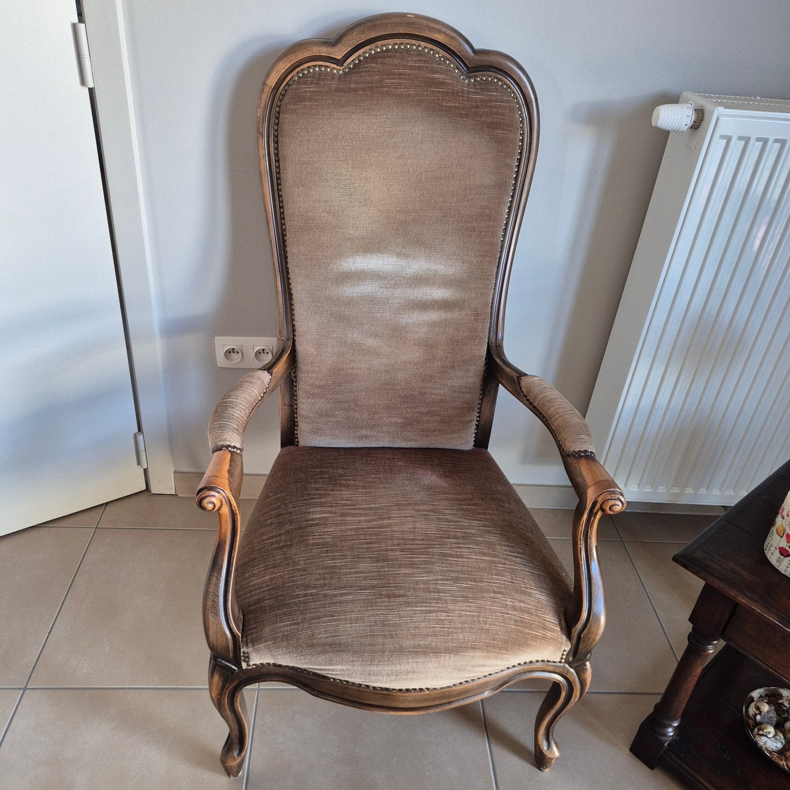 Fauteuil Voltaire, Enlèvement