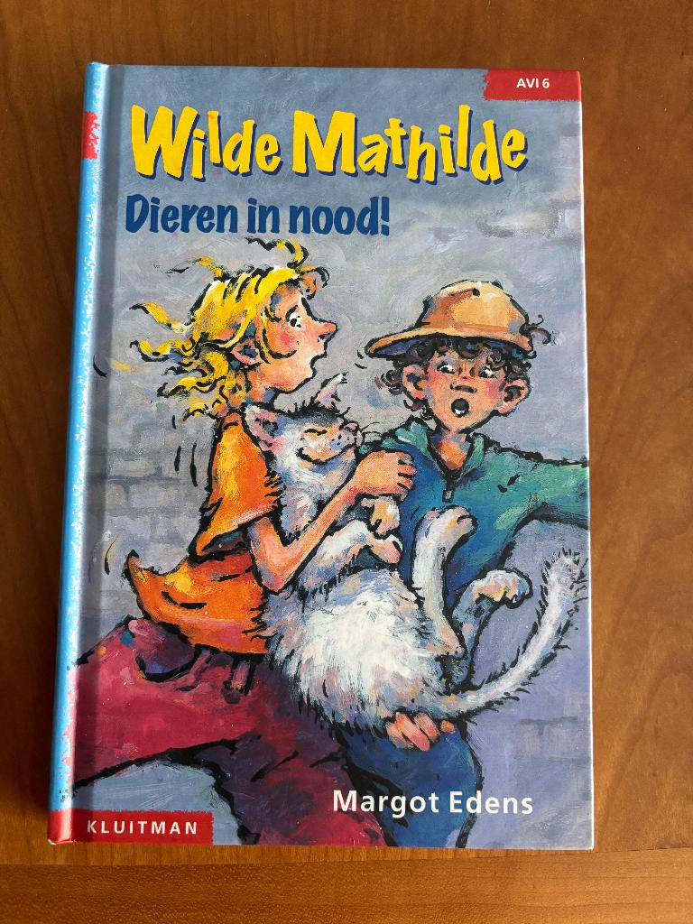 AVI 6 Wilde Mathilde : dieren in nood ( 7+) Margot Edens, Ophalen of Verzenden, Zo goed als nieuw, Margot Edens