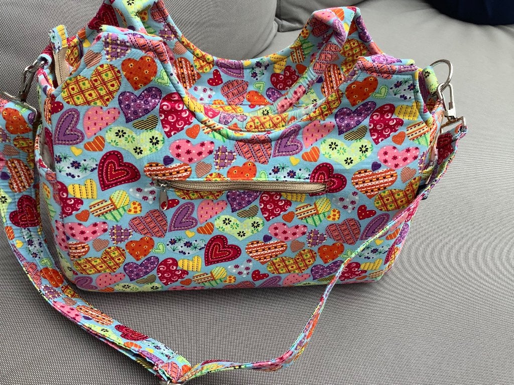 Mooie handgemaakte stoffen Hand-schoudertas, Handtassen en Accessoires, Tassen | Damestassen, Zo goed als nieuw, Handtas, Overige kleuren