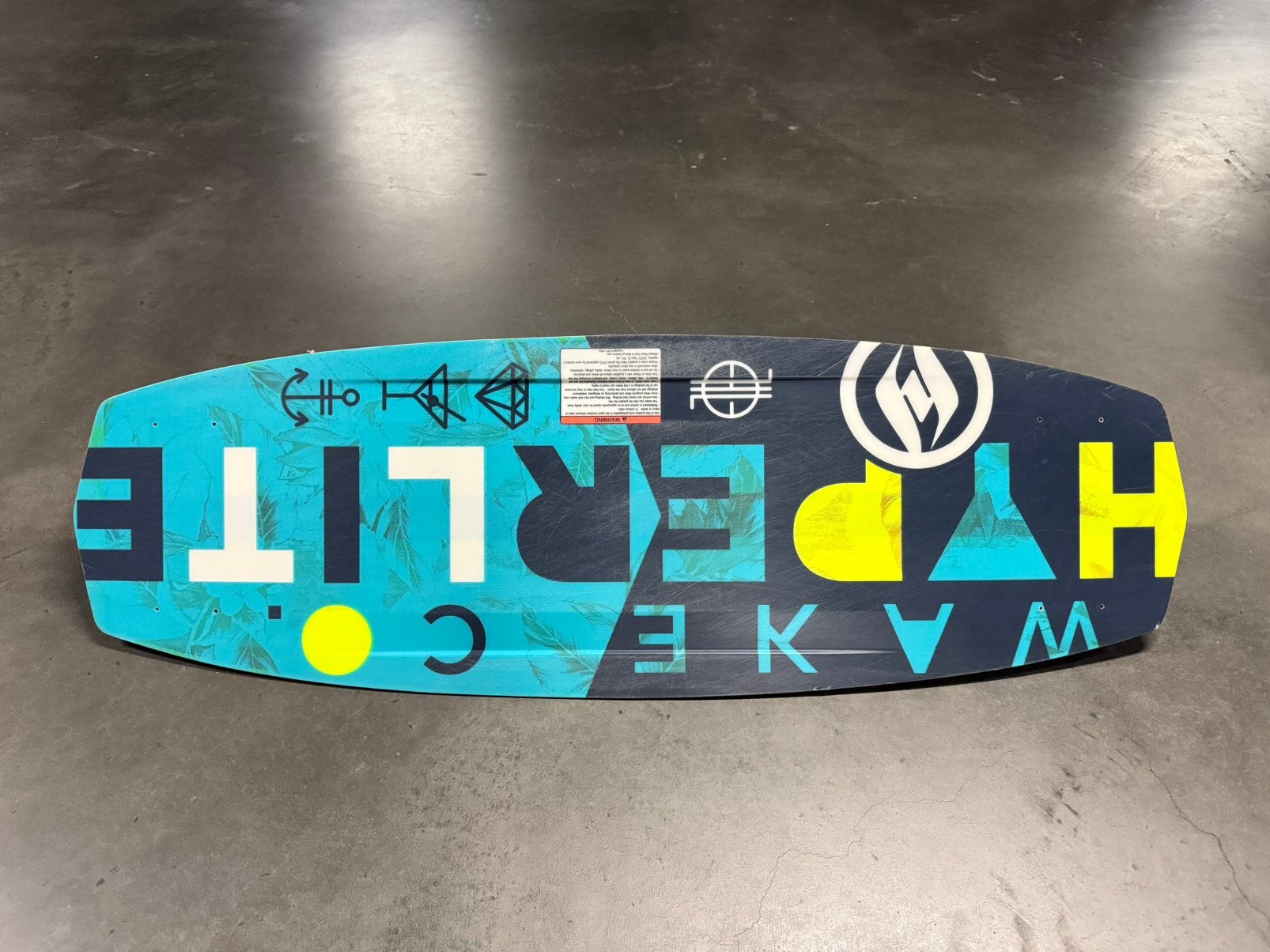 Wakeboard pour fille, Sports nautiques & Bateaux, Enlèvement, Comme neuf