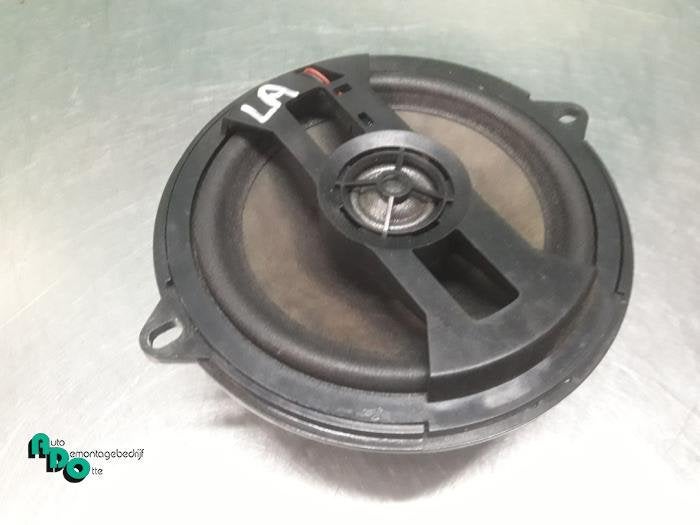 Haut-parleur d'un Renault Clio (Clio 3 06-), Renault, -, 3 mois de garantie, Utilisé