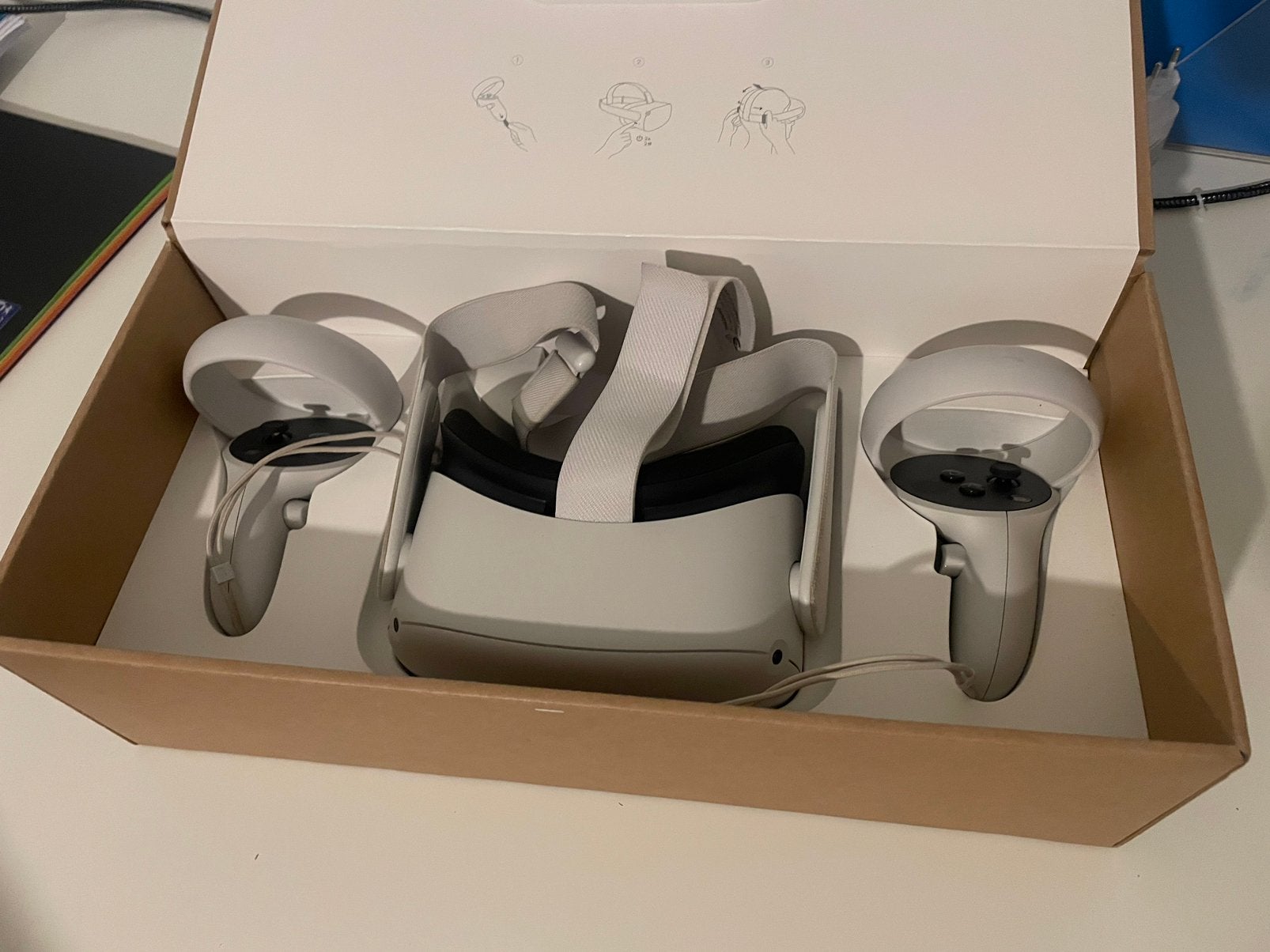 Oculus Quest 2, Consoles de jeu & Jeux vidéo, Enlèvement, Comme neuf