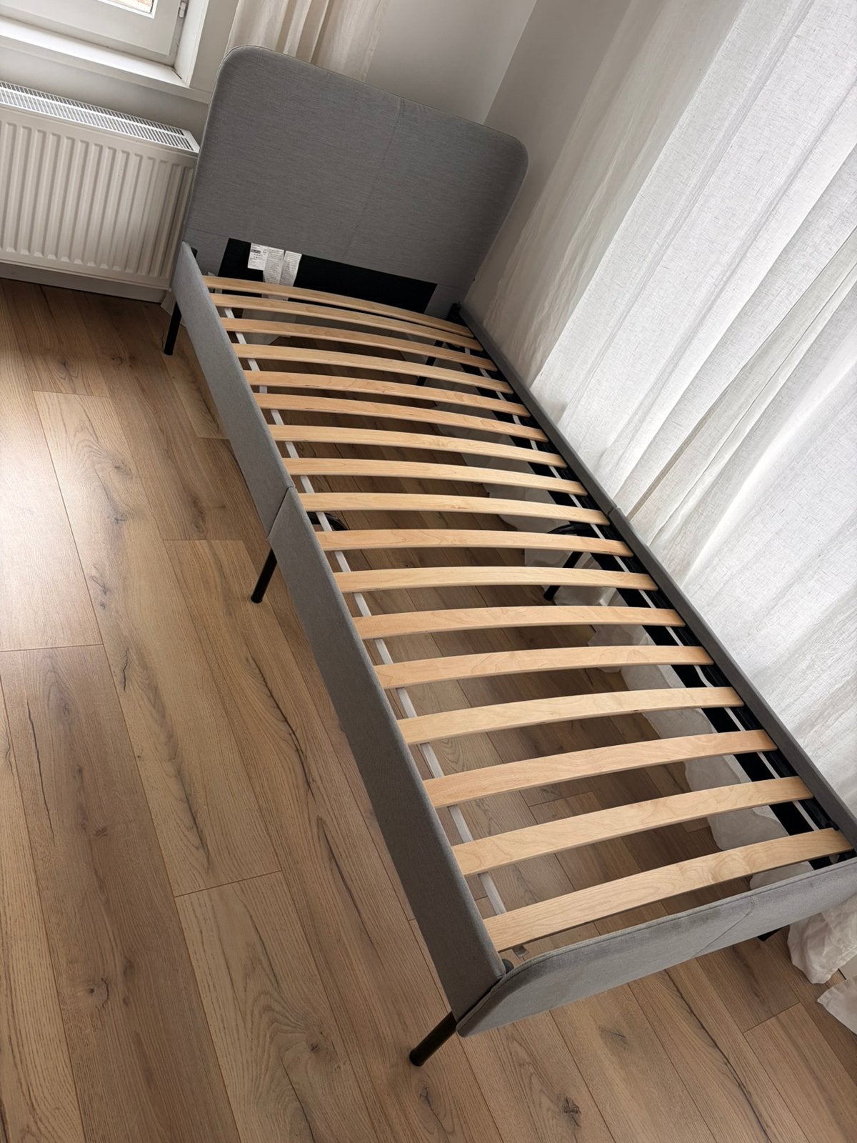 2 x eenpersoonsbed zonder matras, Ophalen, Zo goed als nieuw