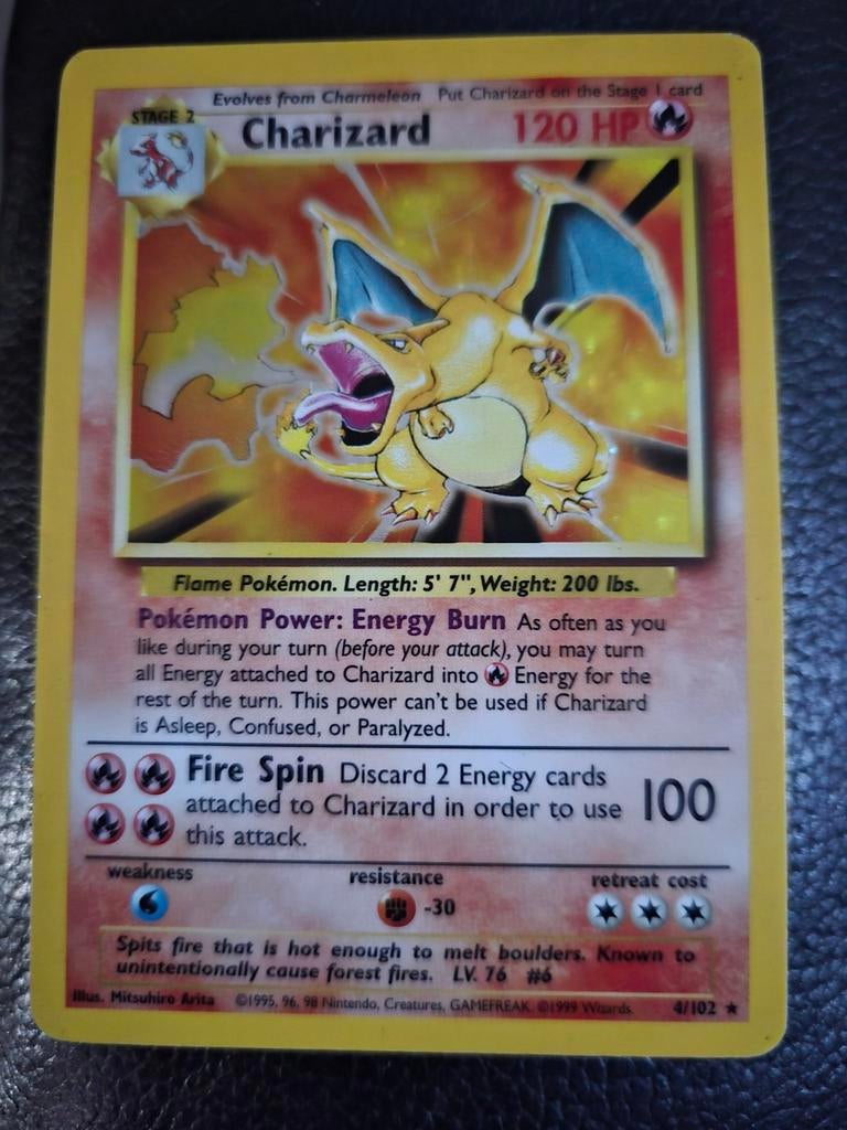 Charizard base set engels 4/102, Ophalen of Verzenden, Gebruikt, Losse kaart, Foil