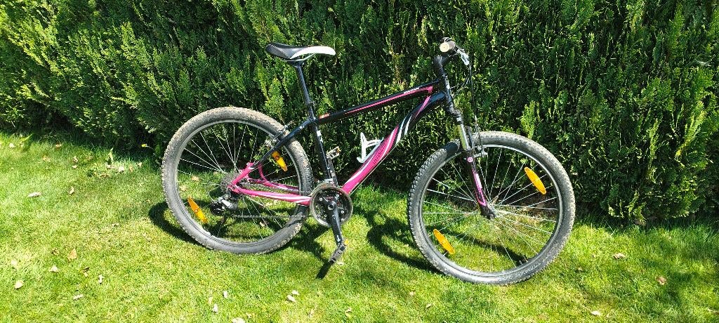 VTT specialized, Gebruikt, 26 inch, Velgrem, 47 tot 50 cm