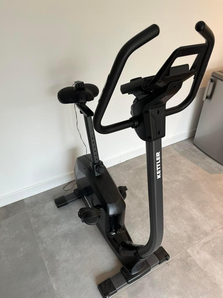Hometrainer Kettler, Sport en Fitness, Ophalen, Zo goed als nieuw, Hometrainer