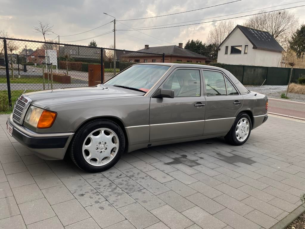 Mercedes 230 benzine Automaatik, Auto's, Particulier, Te koop