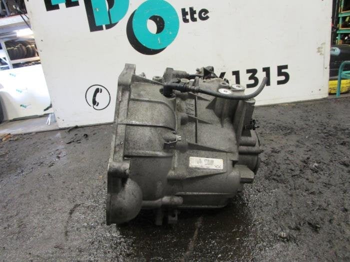 Versnellingsbak van een Opel Vectra (Vectra C 02-), Gebruikt, -, -, Opel