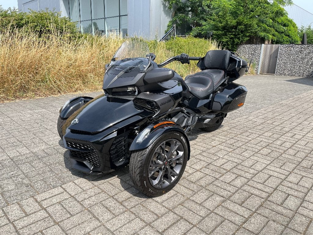Can-Am Spyder F3 Limited Special Series, Motos, Plus de 35 kW, 3 cylindres, 1330 cm³
