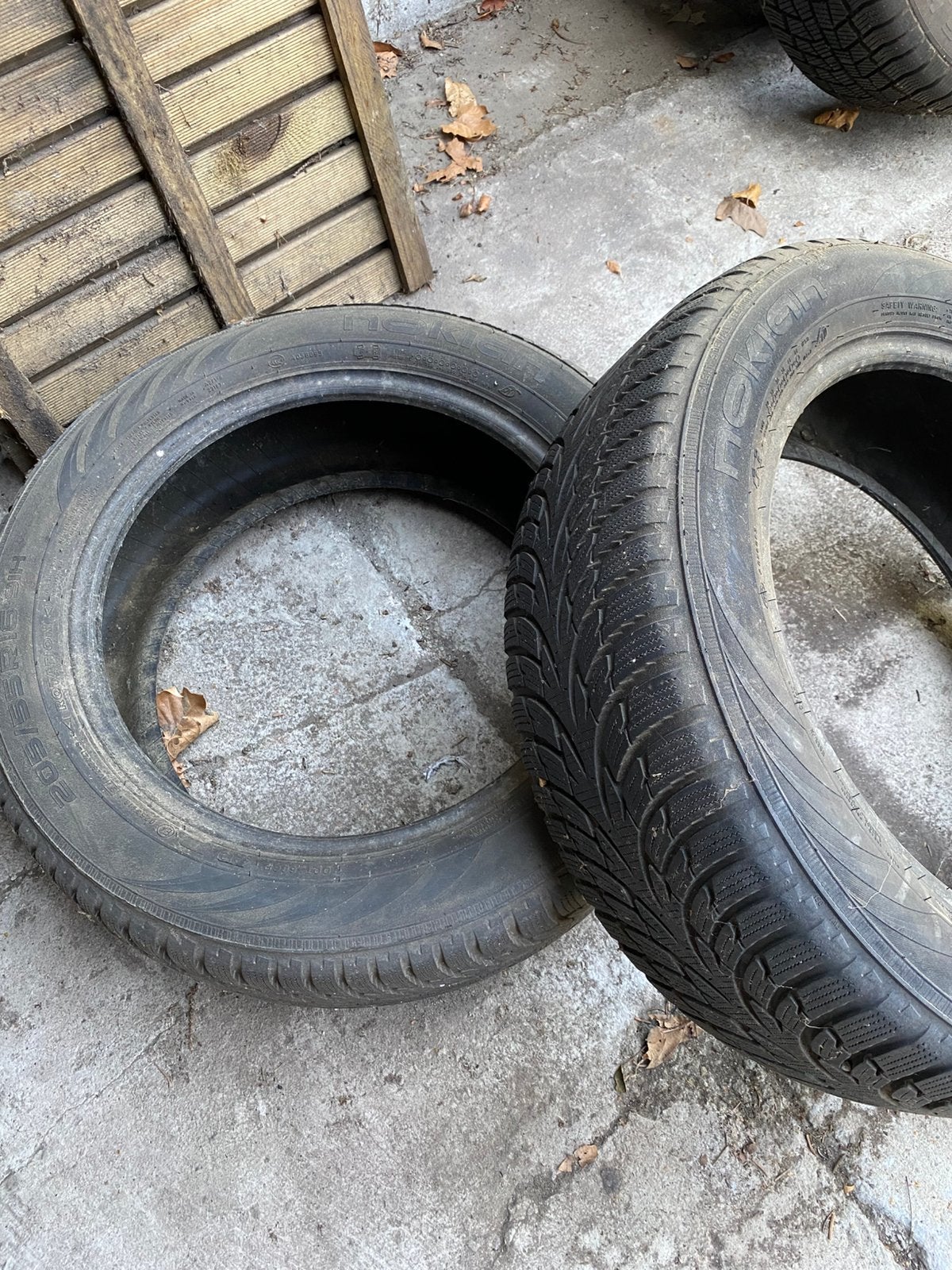 2x zomerbanden Nokian €20/stuk, Auto-onderdelen, Banden en Velgen, Ophalen, Gebruikt, 16 inch, 205 mm