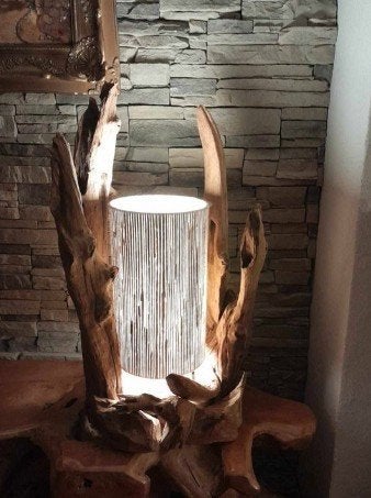 Lampe neuve avec racines de bois exotique, Maison & Meubles, Lampes | Lampes de table, Enlèvement, Neuf, Bois