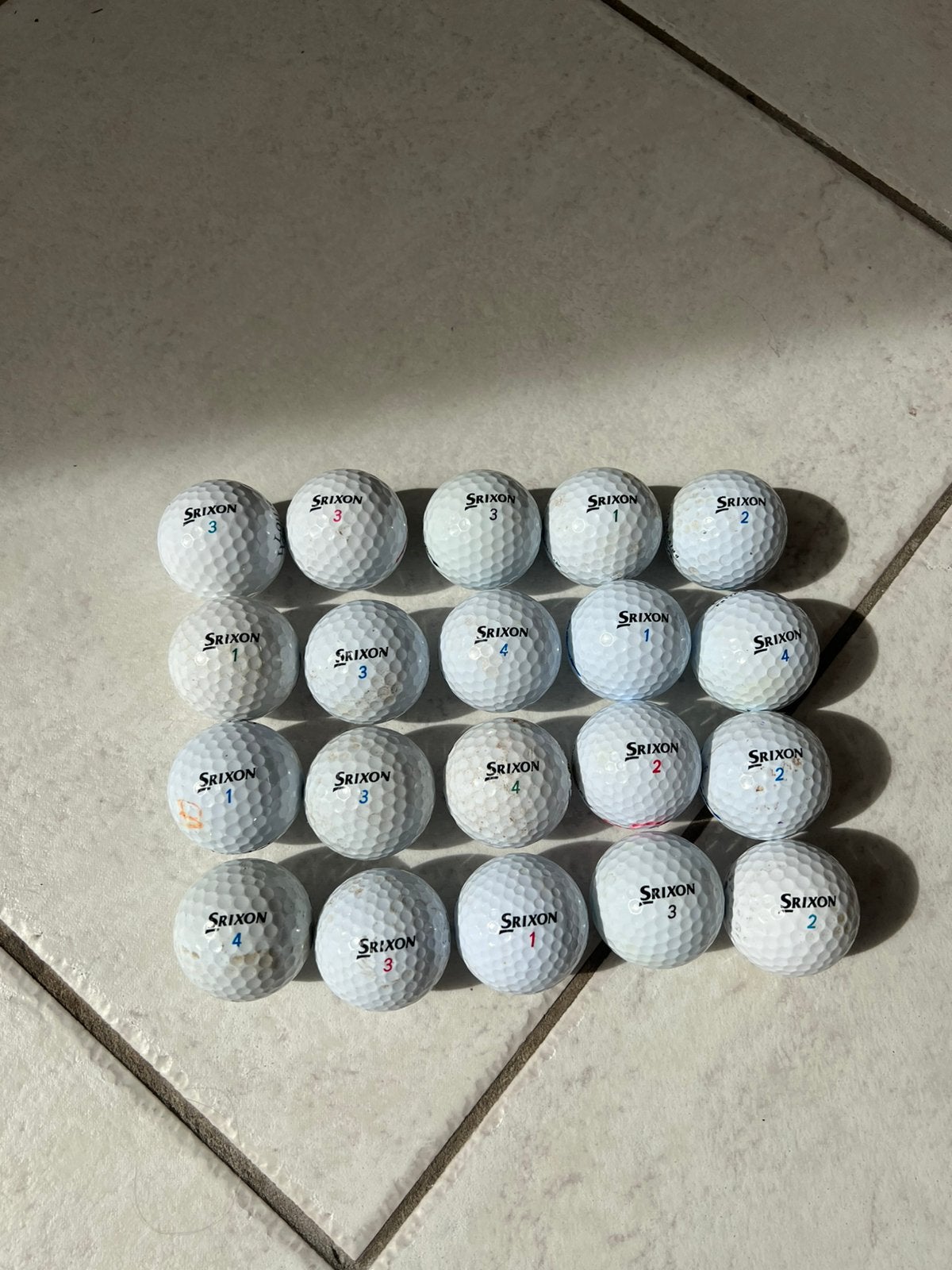 20 balles de golf srixon, Envoi, Comme neuf, Balle(s)