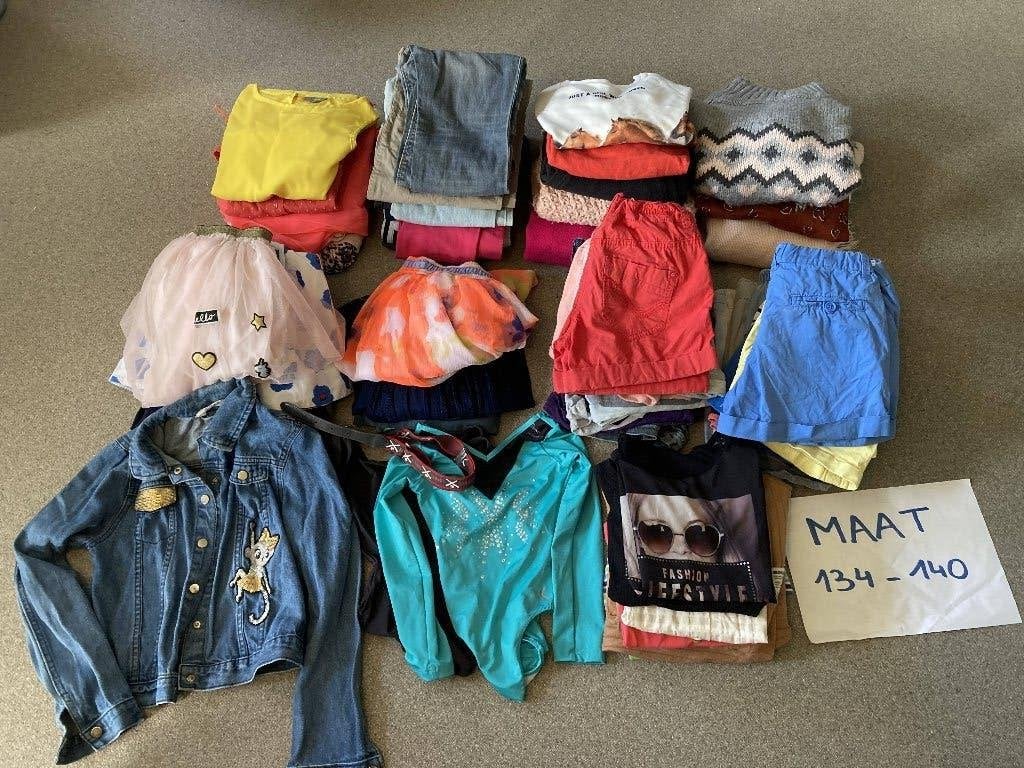 groot pakket meisjeskleding maat 134-140 voor 25 euro, Kinderen en Baby's, Ophalen of Verzenden, Maat 134