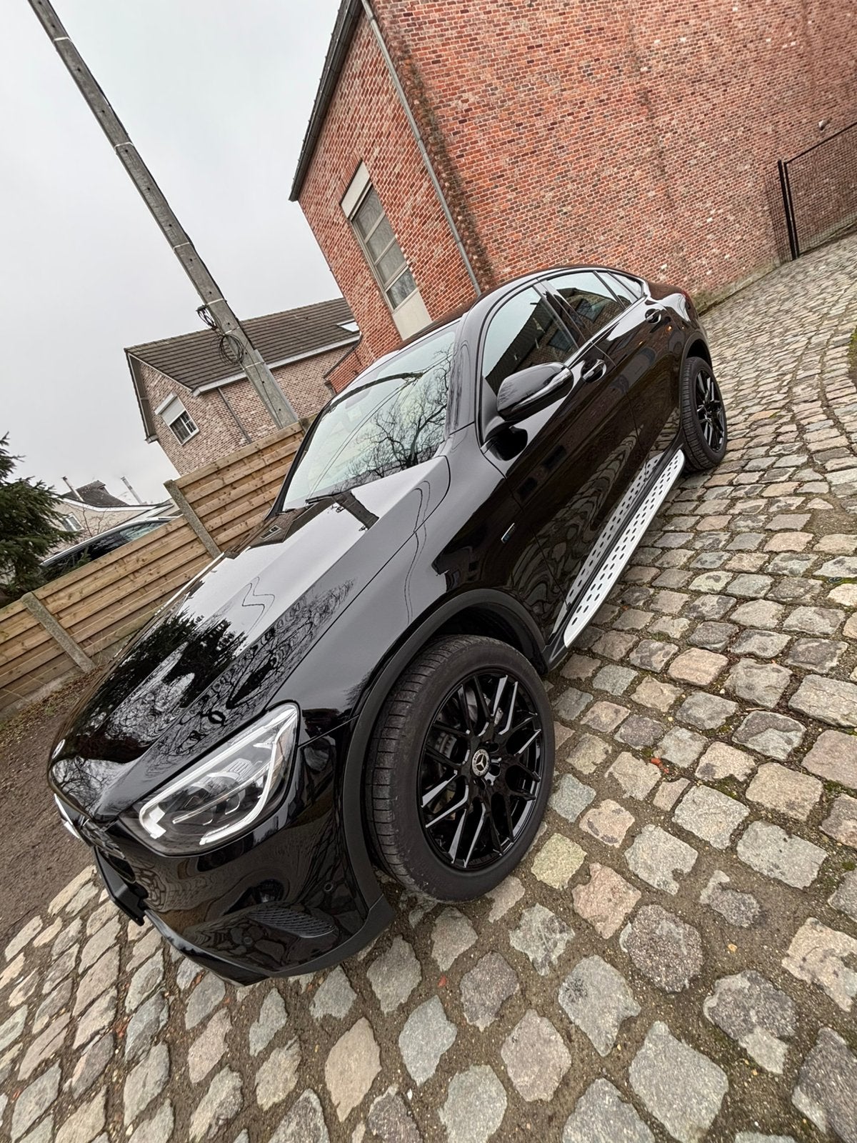 Mercedes GLC 300 E Coupe, Auto's, Mercedes-Benz, Automaat, 155 kW, Zwart, Leder