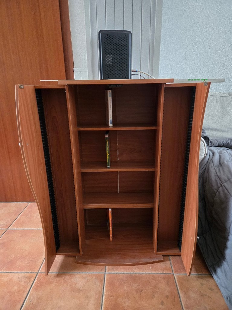 Joli meuble de rangement pour CD, DVD, livres, déco..., Enlèvement, Utilisé