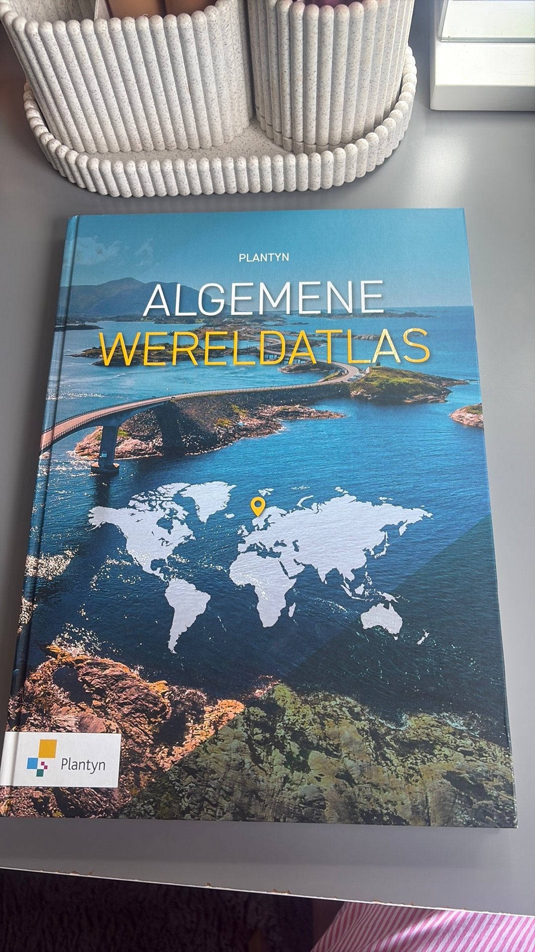 Algemene wereldatlas 2022, PLANTYN, Boeken, Ophalen, Etienne Van Hecke; Dirk Vanderhallen; Gert Verstraeten