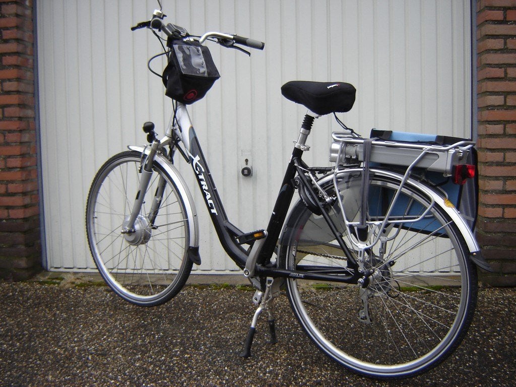 Elektrische damesfiets, Fietsen en Brommers, Velgrem, Versnellingen, Zo goed als nieuw, Ophalen