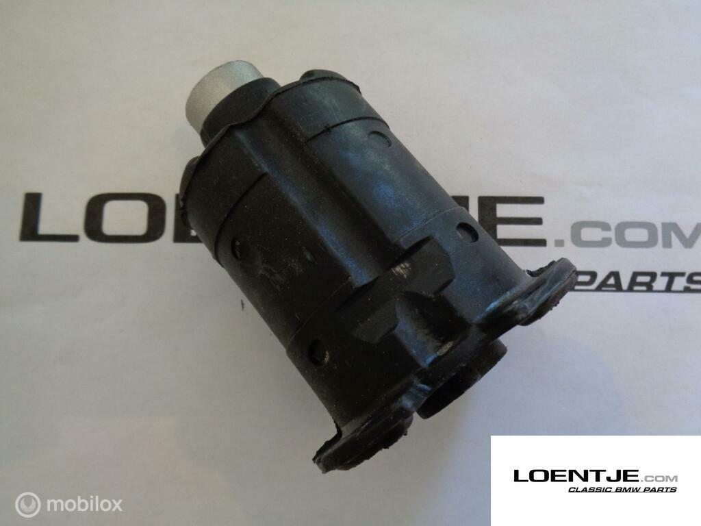 Achterasrubber silent-bloc achteras BMW e30 nieuw alle model, Nieuw, Ophalen of Verzenden, BMW, BMW