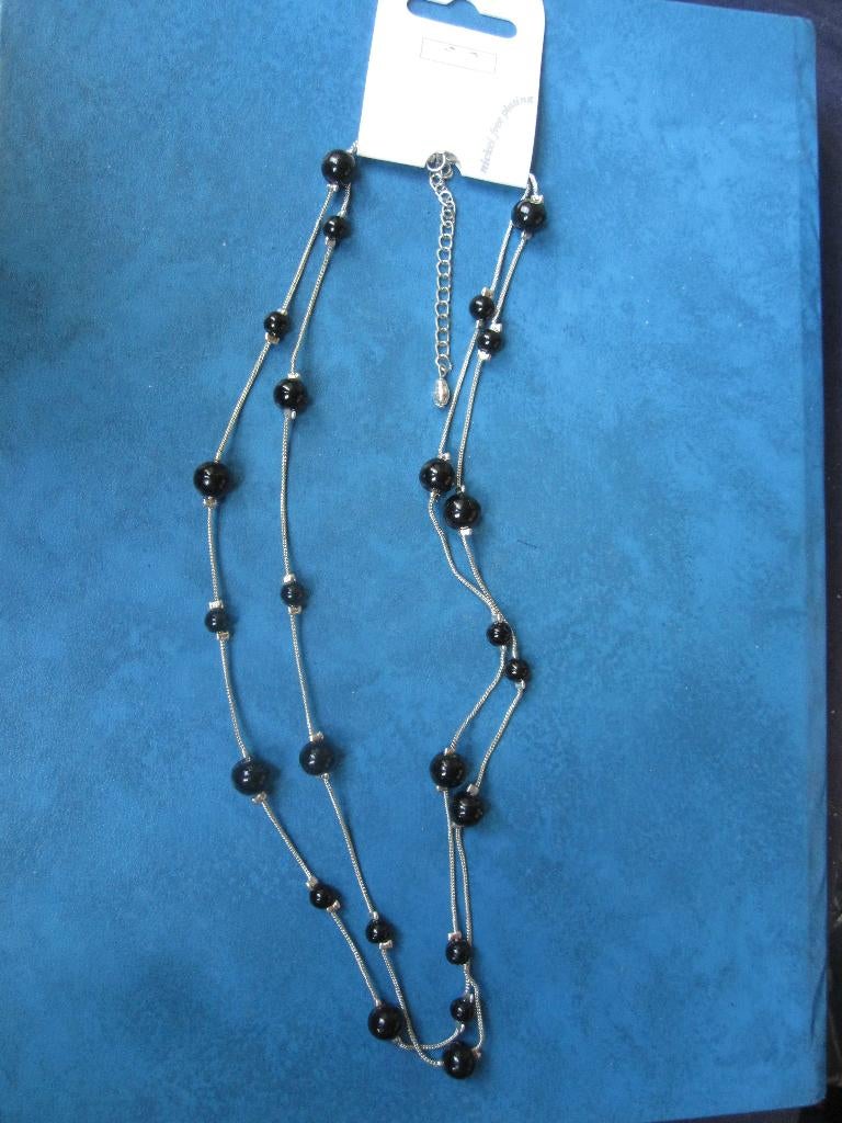 Collier double boule noire (neuf), Enlèvement ou Envoi, Neuf, Noir, Autres matériaux